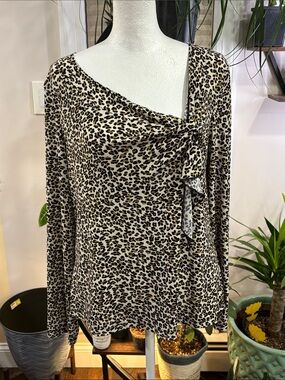 Parallel Leopard Print Long-Sleeve Asymmetrical Tie Top size XL
